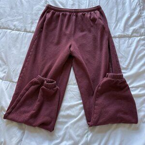 Womens Size Large Red Sweatpants Joggers Relaxed Pockets Gym Activewear Training